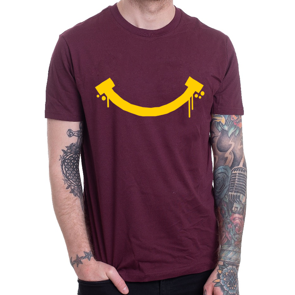 Sonrisa Mejores Tiempos - Playera Guinda